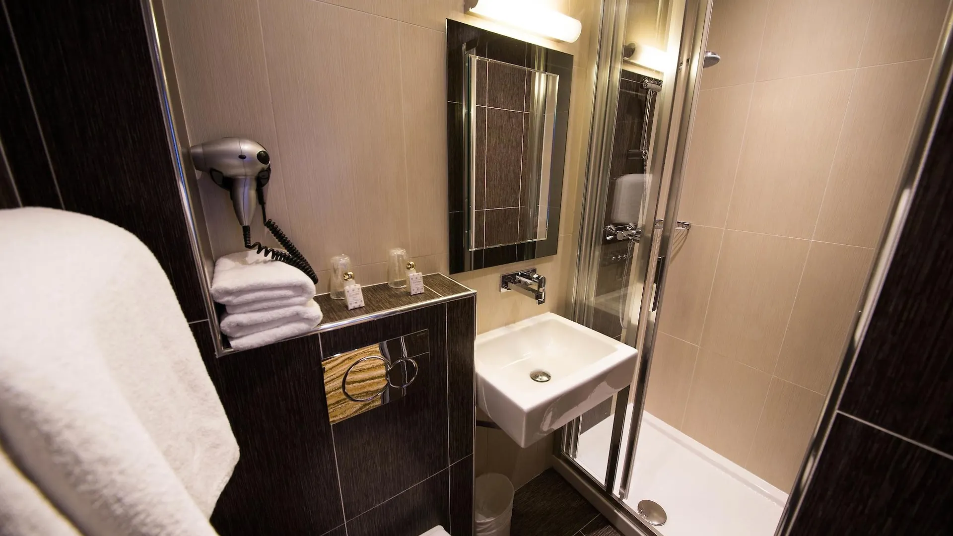 Hotel Victor Masse Paris