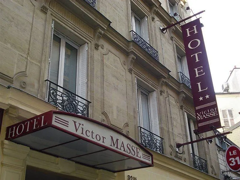 Victor Masse Hotel 2*
